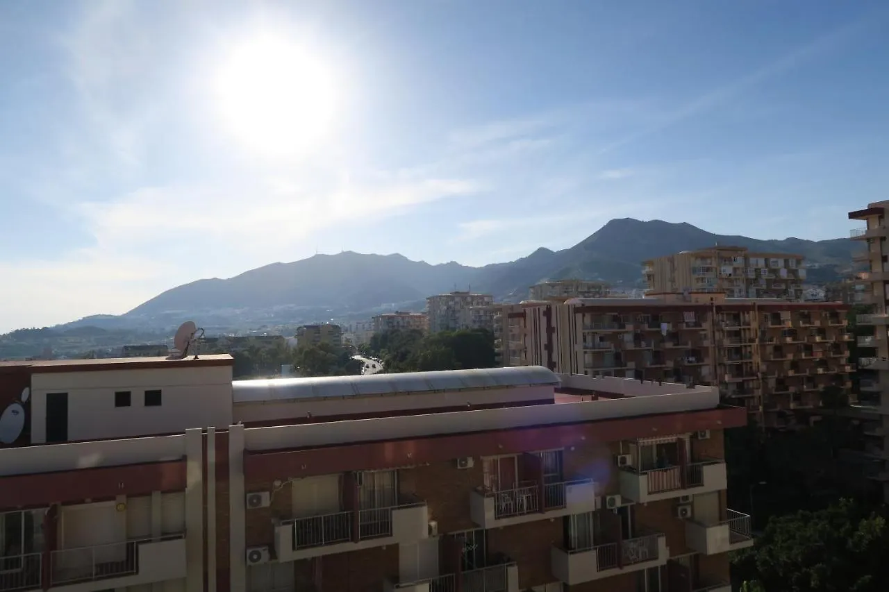 Apartamento 1 Dormitorio Con Vistas Edificio Jupiter Benalmadena Spain